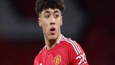 德甲第27轮最佳阵容出炉：凯恩、萨内、奥利塞领跑